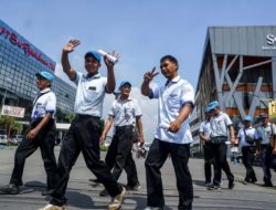 Gelombang PHK Massal di 2025, Industri Tekstil, Sepatu, dan Elektronik Terpukul