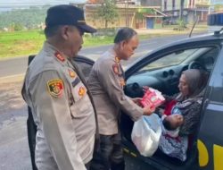 Ibu dan Bayi Ditinggal di Masjid Saat Mudik, Polisi Turun Tangan