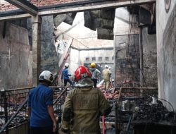 Kebakaran Hebat di Karangrejo, Korsleting Aki Mobil Diduga Jadi Penyebab