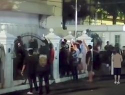 Rumah Eko Patrio Digeruduk Massa, Barang Dijarah, Permintaan Maaf Tak Redakan Amarah Publik